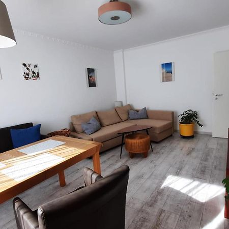 Ruhig Gelegene 2-Zi Fewo, Wallbox, Balkon Essen Exterior photo