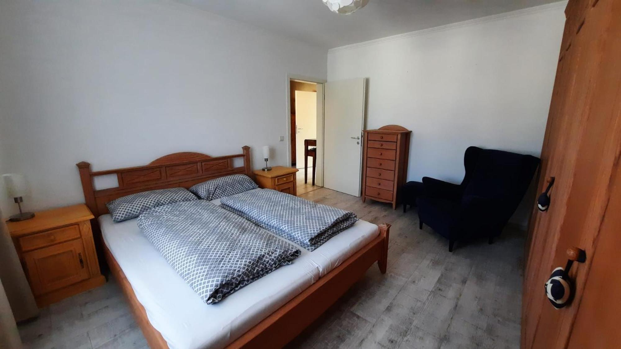 Ruhig Gelegene 2-Zi Fewo, Wallbox, Balkon Essen Exterior photo