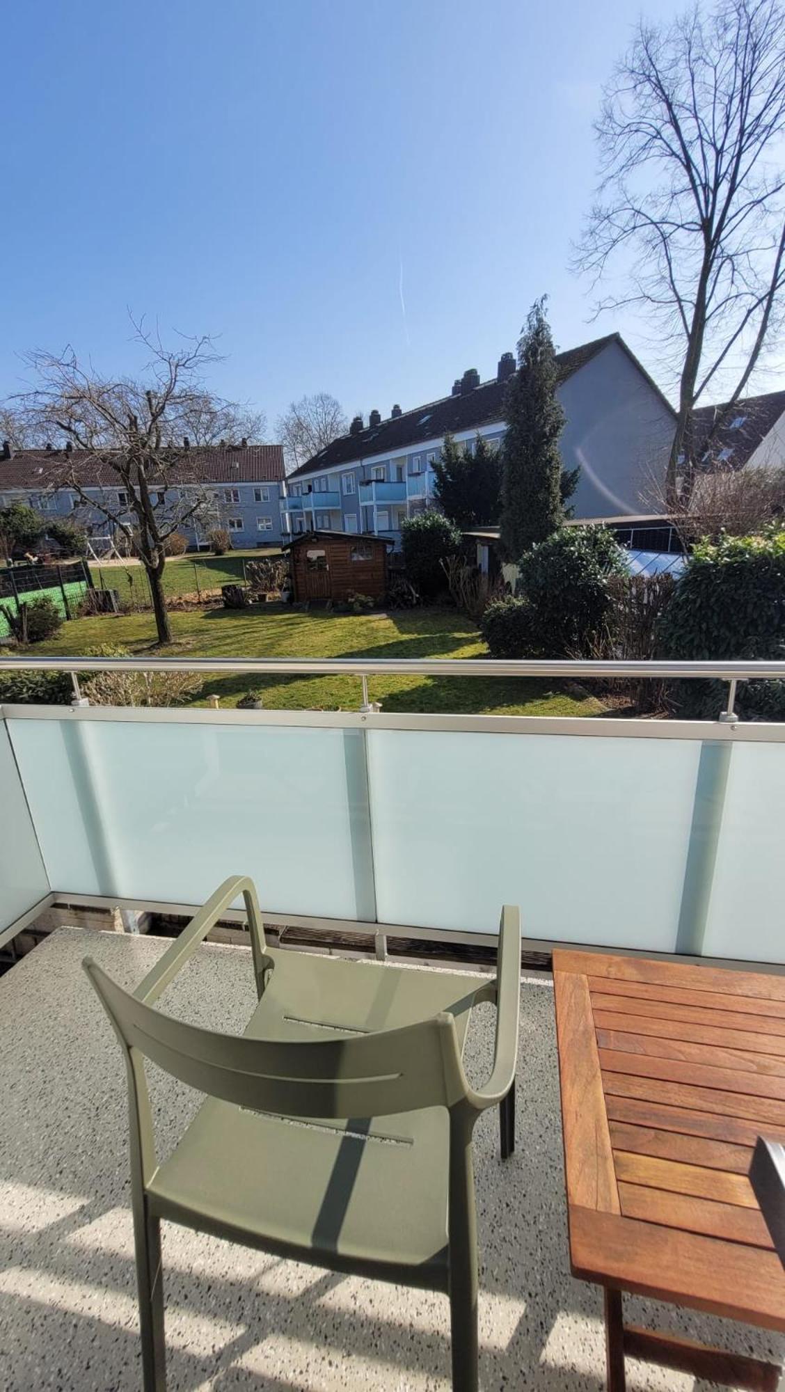 Ruhig Gelegene 2-Zi Fewo, Wallbox, Balkon Essen Exterior photo