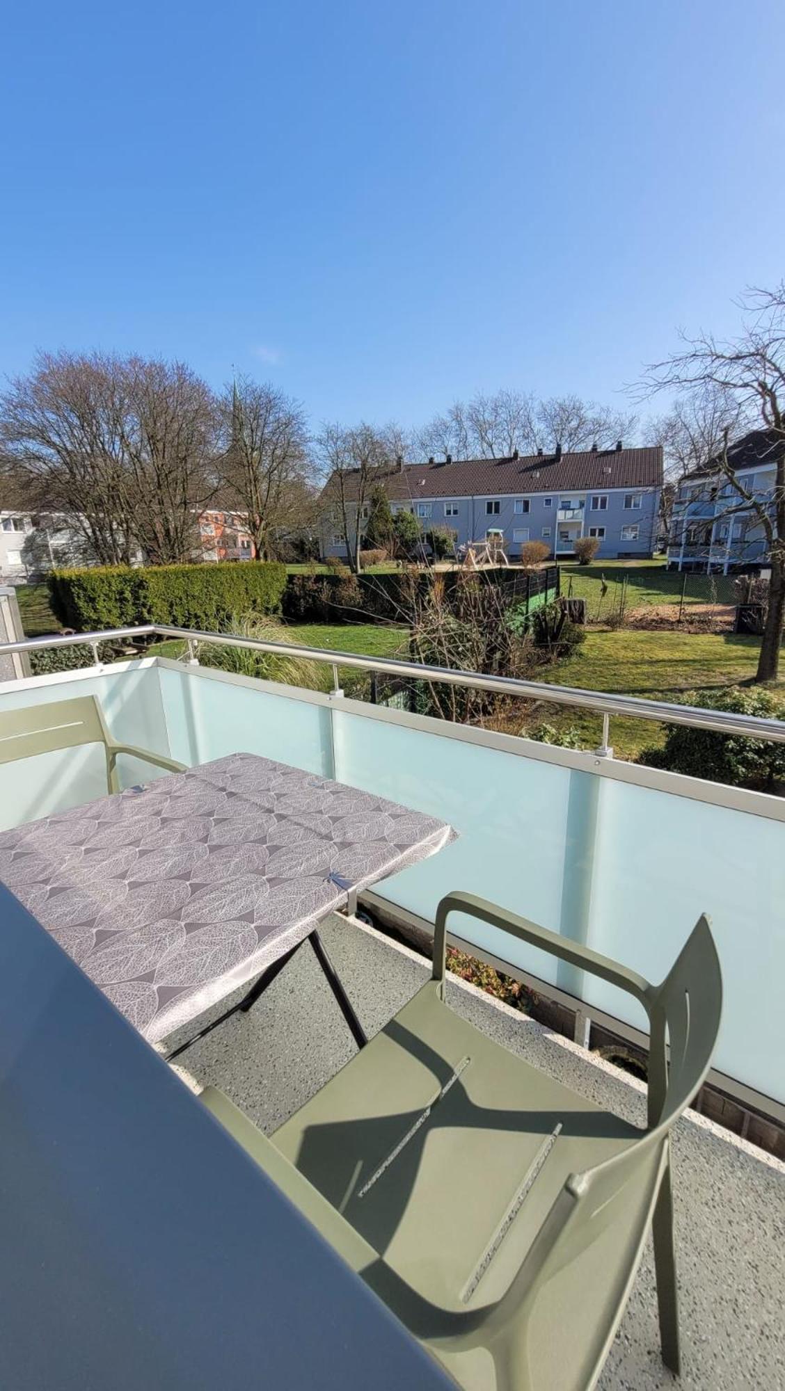Ruhig Gelegene 2-Zi Fewo, Wallbox, Balkon Essen Exterior photo